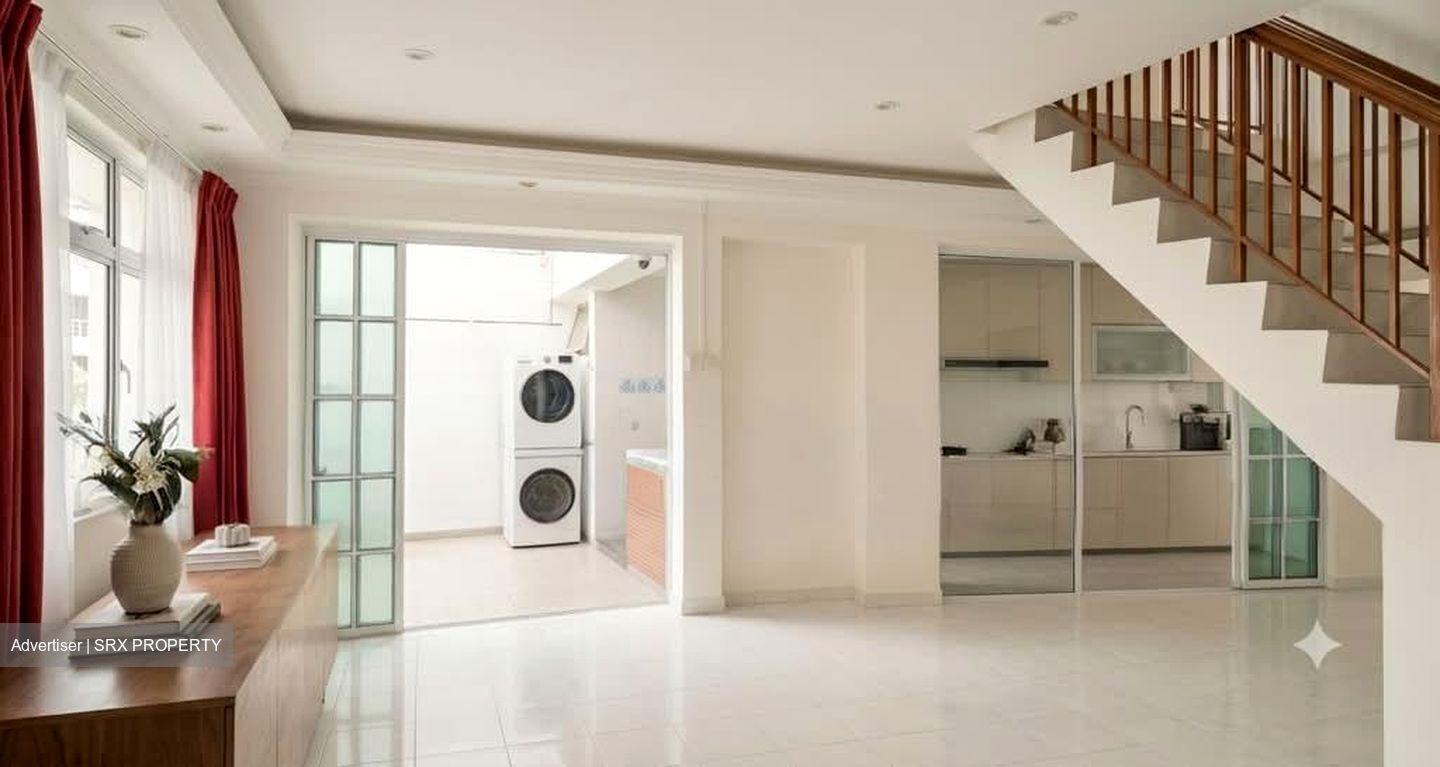 Blk 714 Jurong West Street 71 (Jurong West), HDB Executive #586711381
